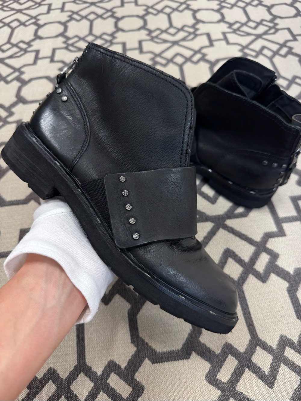 OTBT Black Leather Moto Ankle Boots Double Zip Studded Women’s Size 8.5